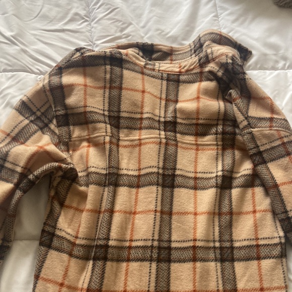 Selling Just Polly Plaid Collared Button Up Shirt (Super Soft) - Picture 5 of 5